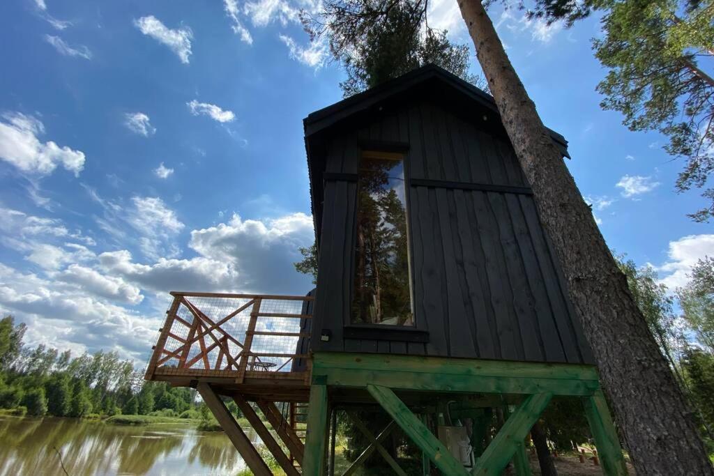 Dragon House In The Tree! Jacuzzi, Sauna ,Cinema,Heated Lici  Εξωτερικό φωτογραφία