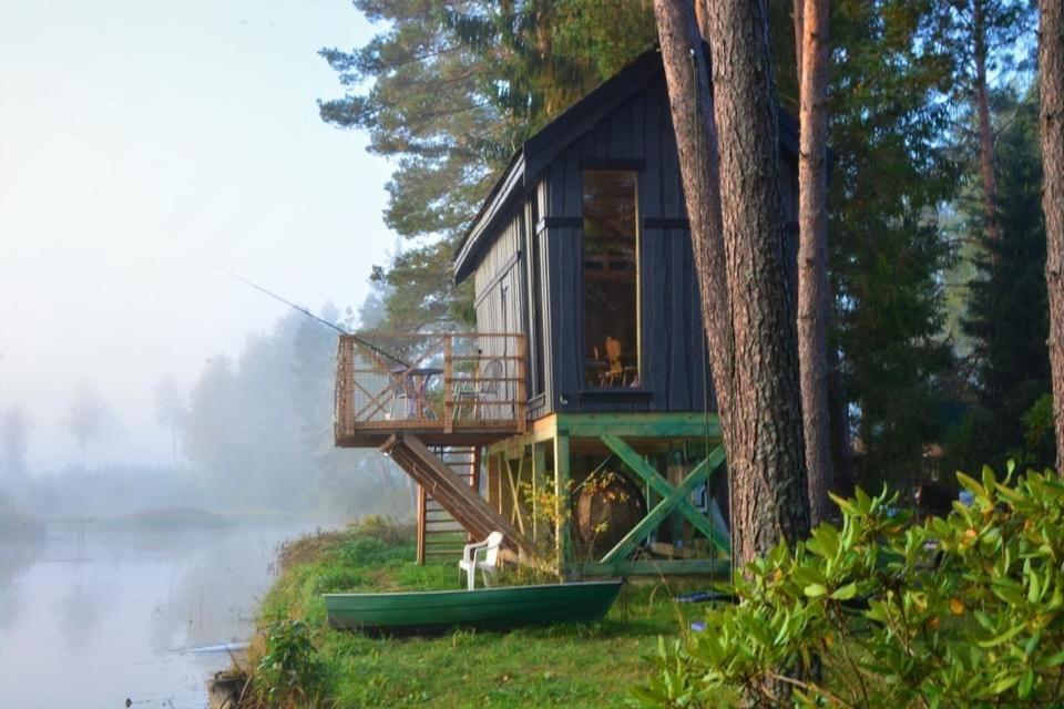 Dragon House In The Tree! Jacuzzi, Sauna ,Cinema,Heated Lici  Εξωτερικό φωτογραφία