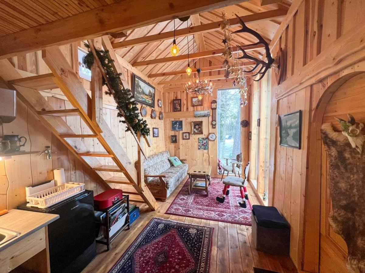 Dragon House In The Tree! Jacuzzi, Sauna ,Cinema,Heated Lici  Εξωτερικό φωτογραφία