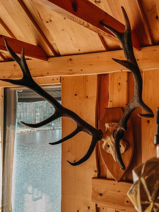 Dragon House In The Tree! Jacuzzi, Sauna ,Cinema,Heated Lici  Εξωτερικό φωτογραφία